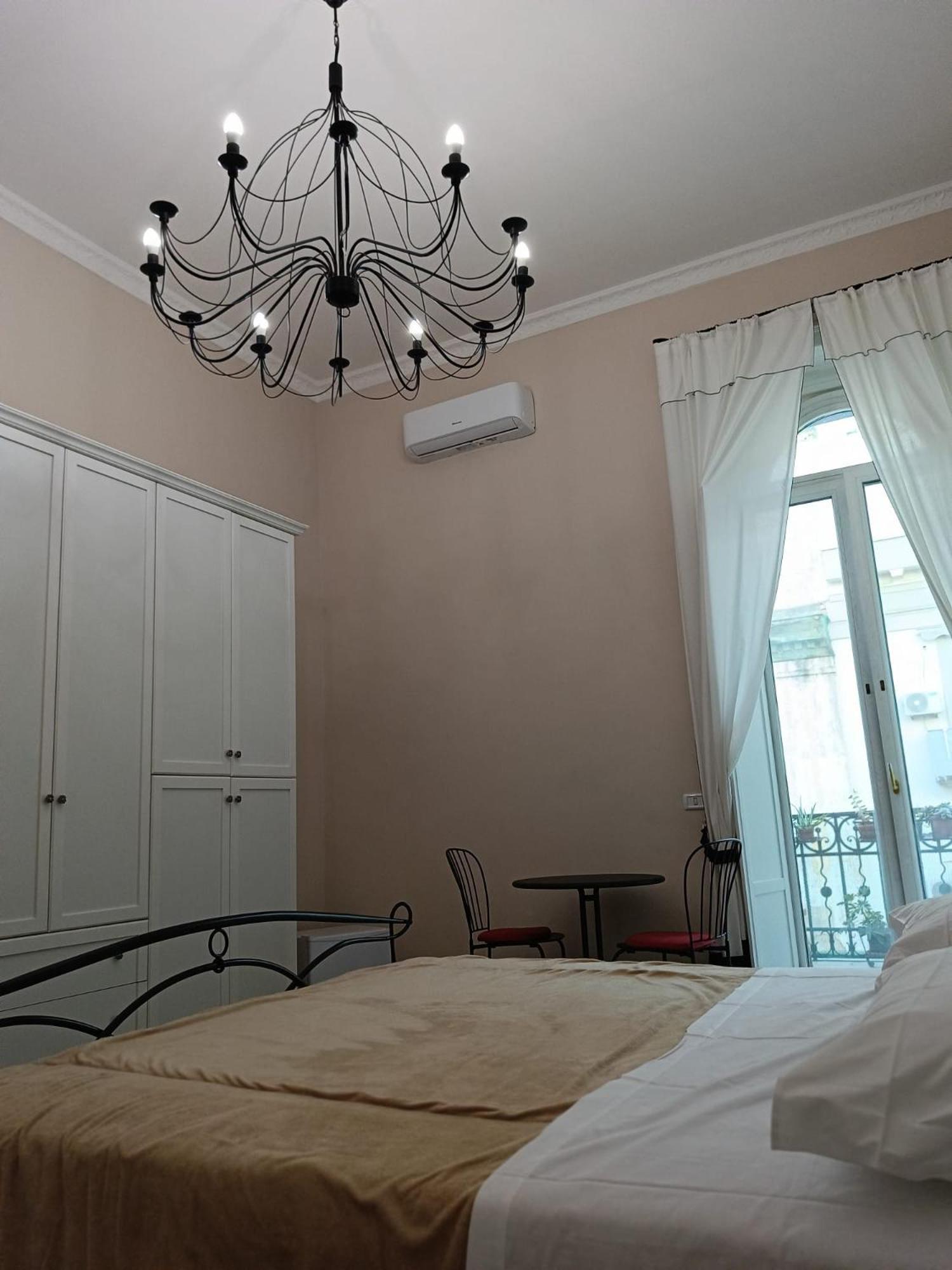 Bed & Breakfast Liberty House Napoli
